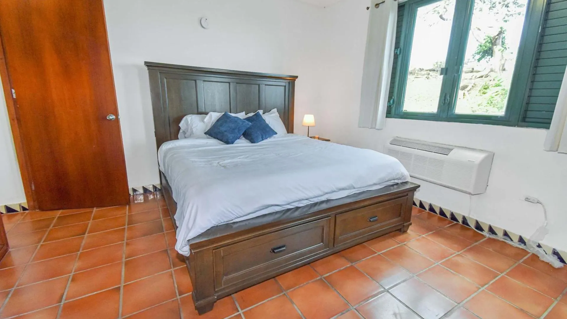 Prázdninový dům Four Bedroom Four Bath With Ocean Views In Rio Mar Río Grande